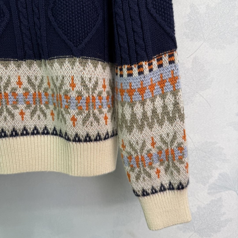 Va1e*ntin0 sweater